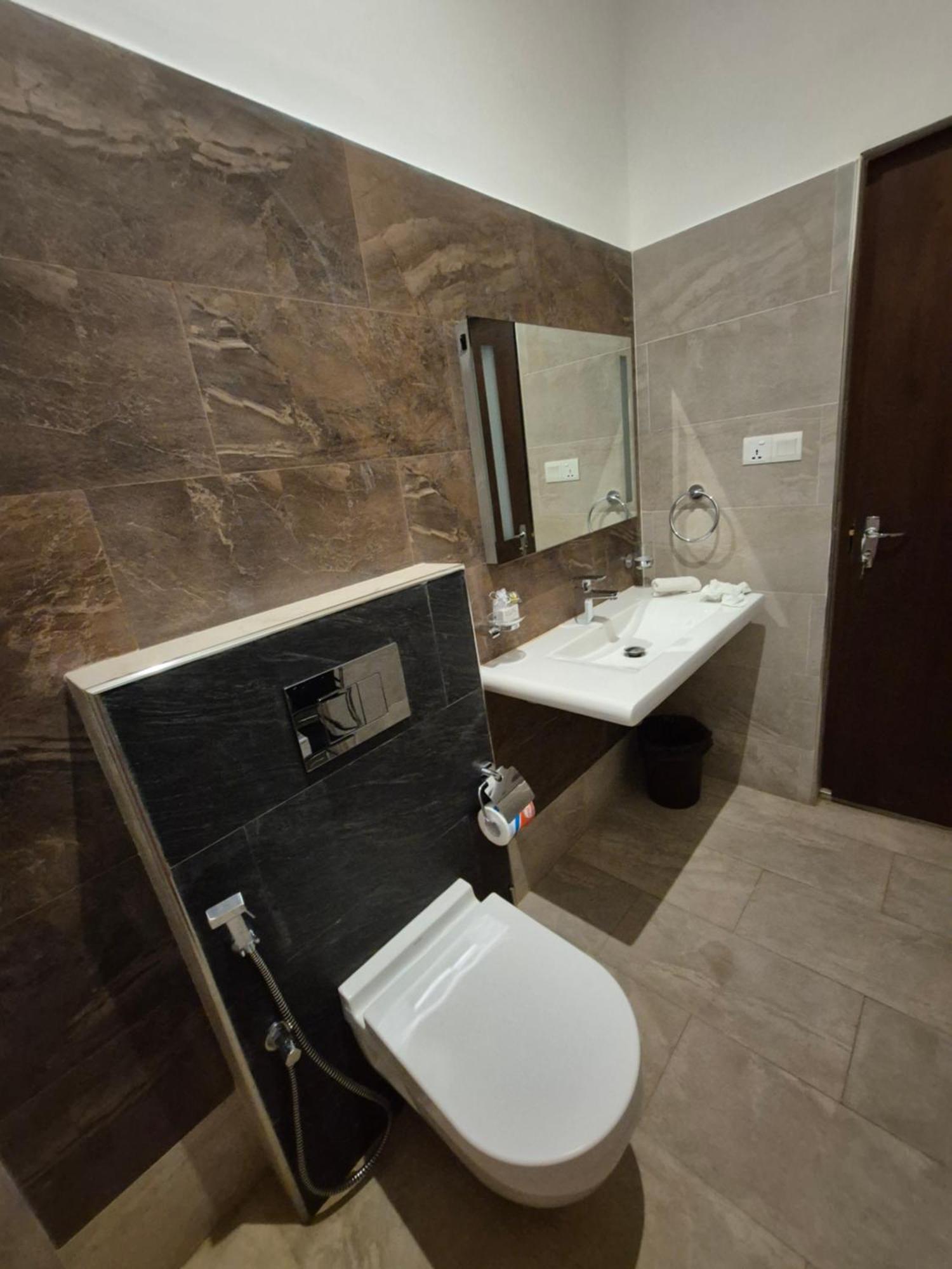 Hotel Aliya Lanka Beruwala Zewnętrze zdjęcie